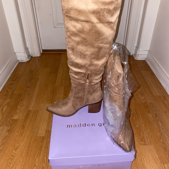 Madden girl 7.5 tan boots - Picture 2 of 4